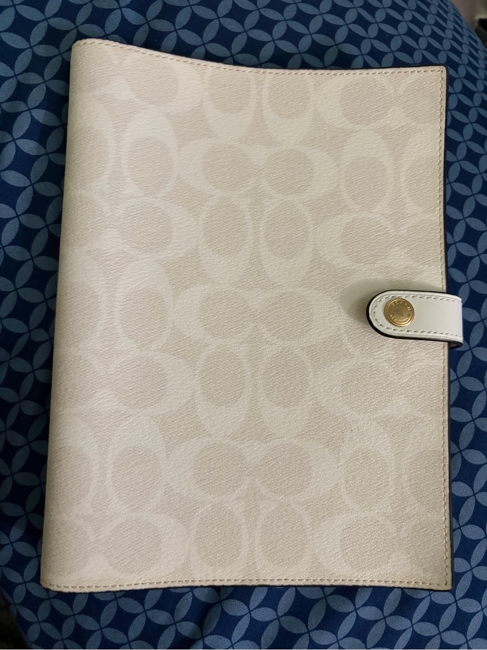 Coach Cream Signature Leather Organizer